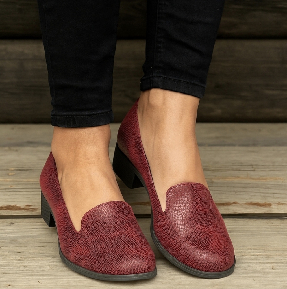 Natural Soul NEW Villago Dark Academia Feminine Comfort Loafer Flats 9M
